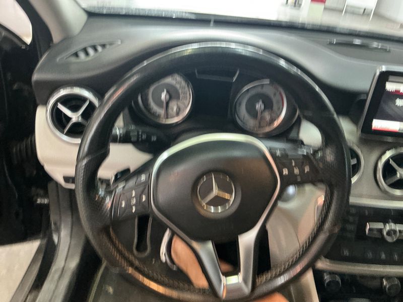 Mercedes-Benz GLA-Klasse GLA 200 d 4Matic Sport 2015 – снимка 22