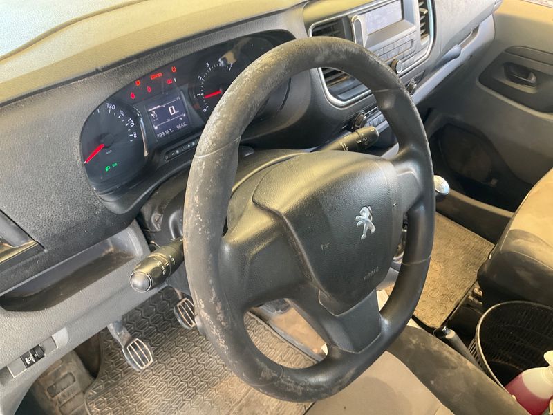 Peugeot Expert 1.6 Blue-HDi L2 2017 – снимка 34
