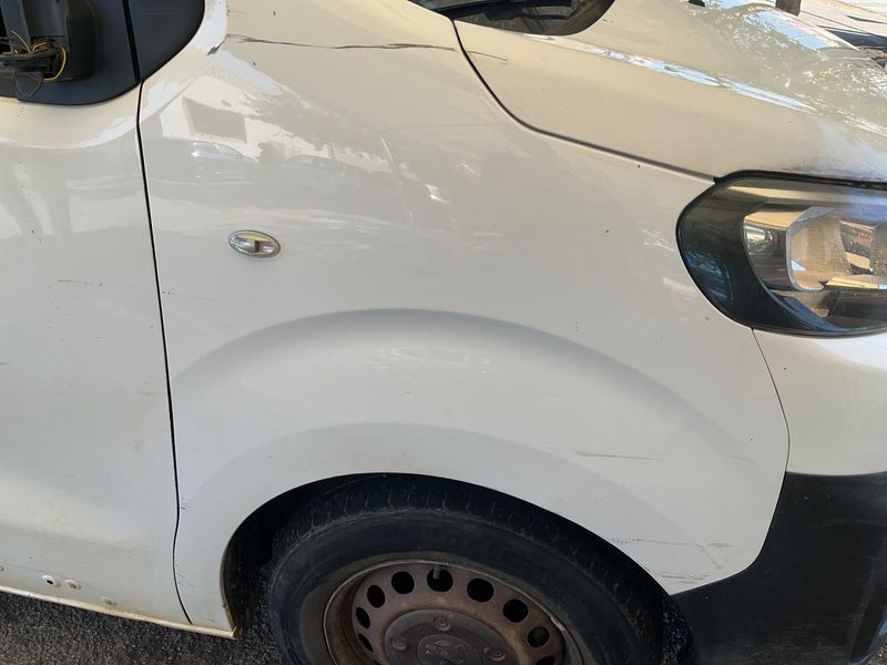 Peugeot Expert 1.6 Blue-HDi L2 2017 – снимка 22
