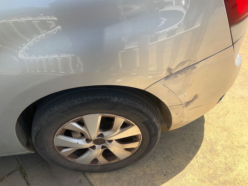 Citroen C4 Grand Picasso 1.6 Blue-HDi Seduction 2016 – снимка на щета 41