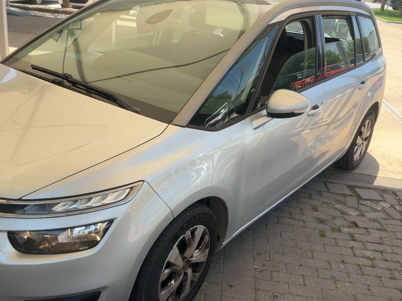 Citroen C4 Grand Picasso 1.6 Blue-HDi Seduction 2016 – снимка 2