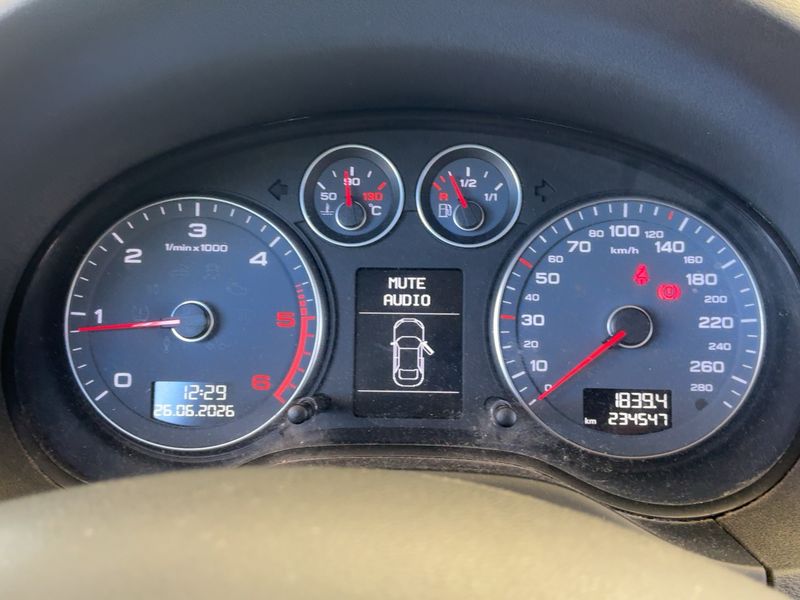 Audi A3 Sportback 2.0 TDI Attraction 2012 – снимка 18