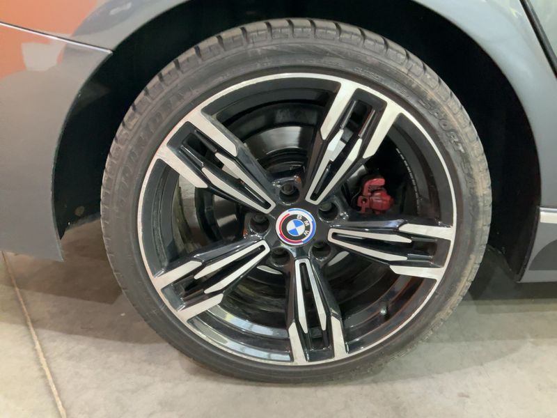 BMW 3er 320d GT M Sport 2016 – снимка 18