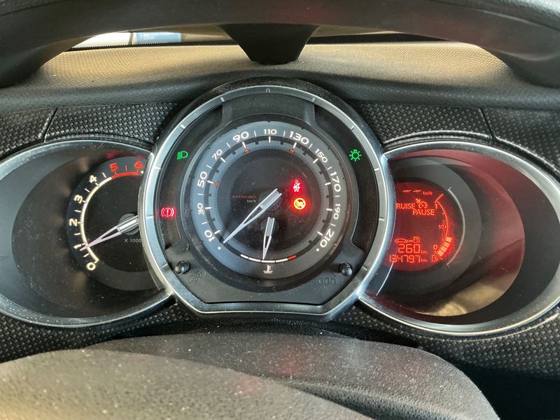 Citroen DS3 1.6 HDi SportChic 2011 – снимка 18