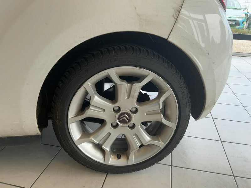 Citroen DS3 1.6 HDi SportChic 2011 – снимка 5
