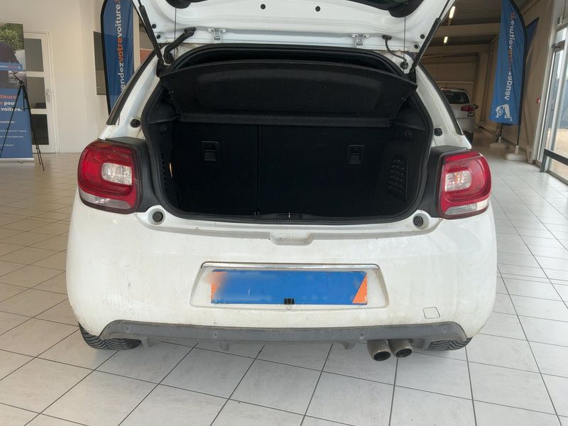 Citroen DS3 1.6 HDi SportChic 2011 – снимка 15