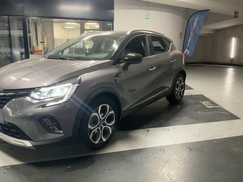 Renault Captur 1.3 TCe Mild-Hybrid Techno 2023 – снимка 2