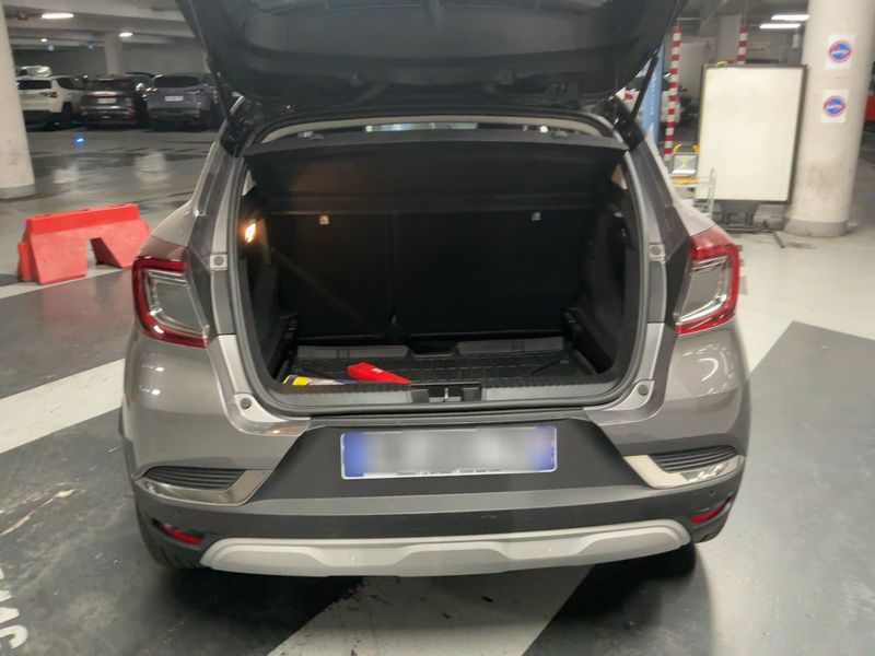 Renault Captur 1.3 TCe Mild-Hybrid Techno 2023 – снимка 15