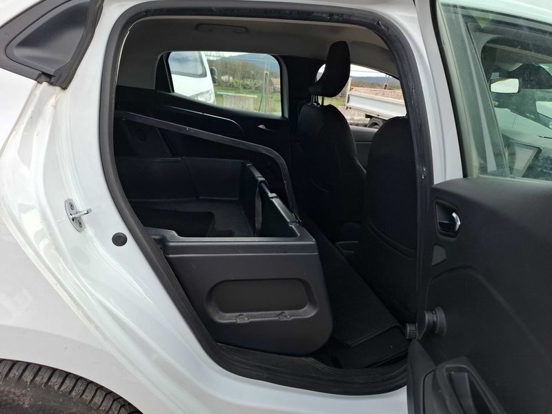 Renault Clio 1.0 TCe Business 2020 – снимка 14