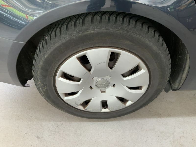 Audi A4 2.0 TDI Ambiente 2013 – снимка 9
