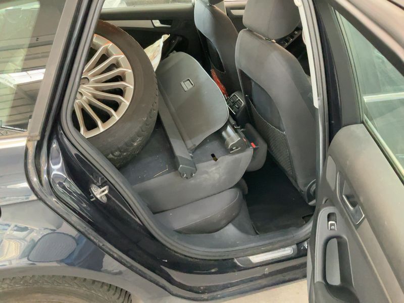 Audi A4 2.0 TDI Ambiente 2013 – снимка 20
