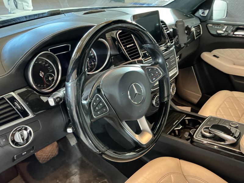 Mercedes-Benz GLE-Klasse GLE 500 4Matic AMG Line 2016 – снимка 29