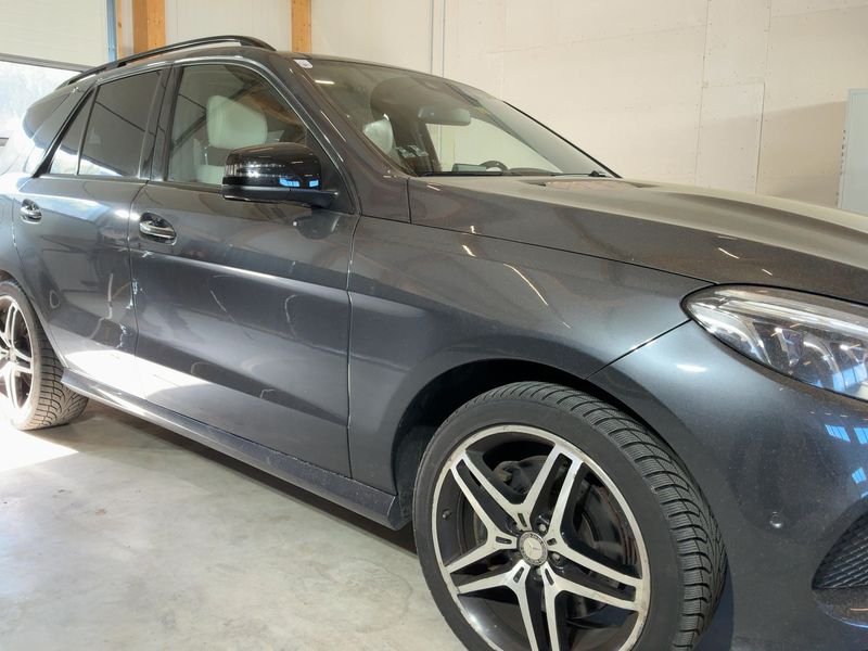Mercedes-Benz GLE-Klasse GLE 500 4Matic AMG Line 2016 – снимка 12