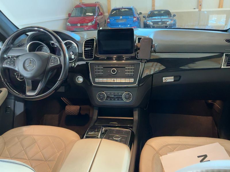 Mercedes-Benz GLE-Klasse GLE 500 4Matic AMG Line 2016 – снимка 17