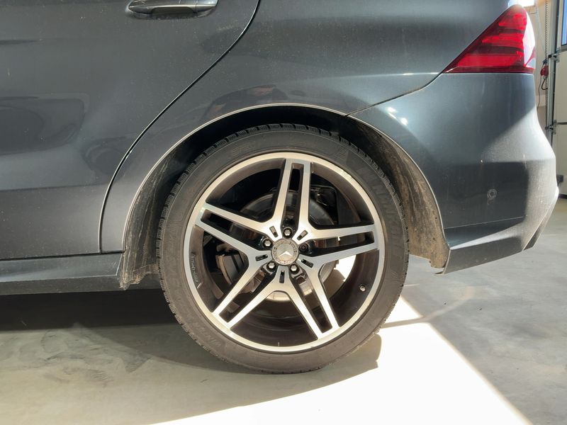 Mercedes-Benz GLE-Klasse GLE 500 4Matic AMG Line 2016 – снимка 5