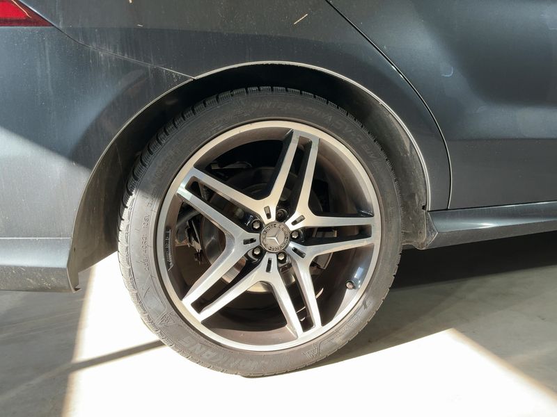 Mercedes-Benz GLE-Klasse GLE 500 4Matic AMG Line 2016 – снимка 9