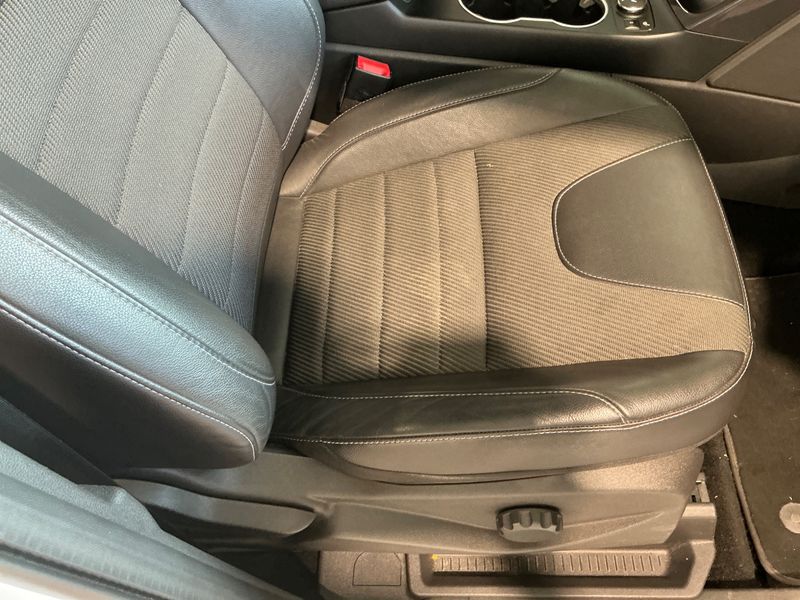 Ford Kuga 2.0 TDCi Titanium 2015 – снимка 35
