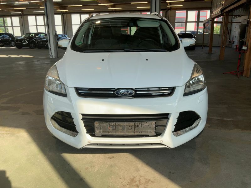 Ford Kuga 2.0 TDCi Titanium 2015 – снимка 14