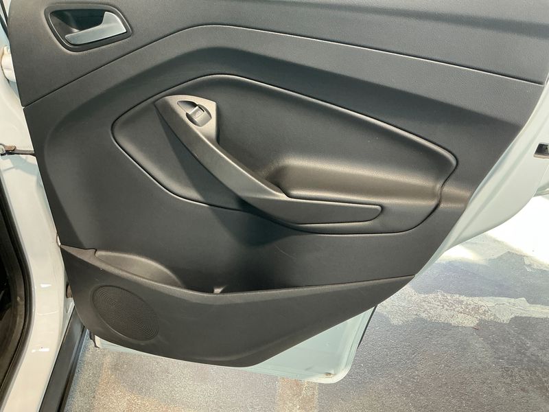 Ford Kuga 2.0 TDCi Titanium 2015 – снимка 36