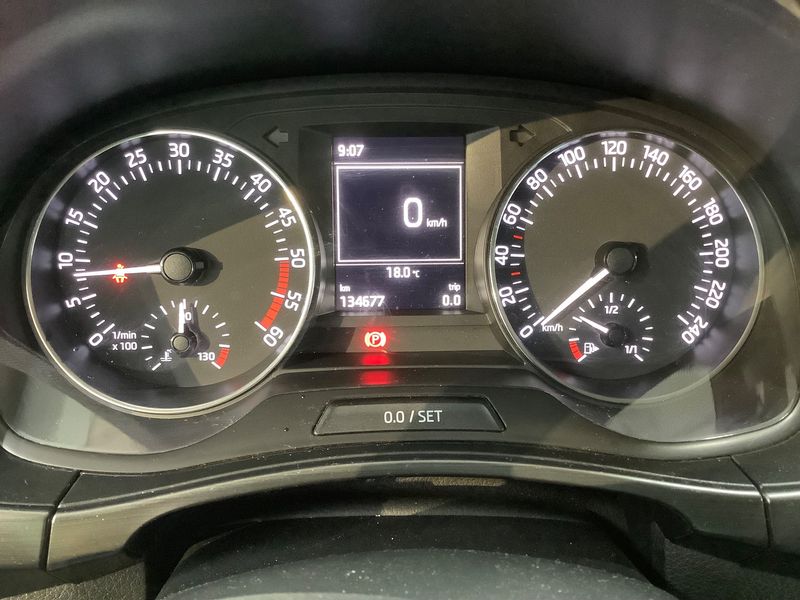 Skoda Fabia 1.4 TDI Style 2015 – снимка 19