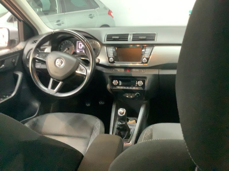 Skoda Fabia 1.4 TDI Style 2015 – снимка 18