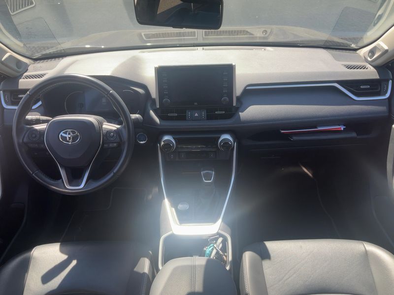 Toyota RAV 4 2.5 Hybrid 4x4 Lounge 2021 – снимка 17