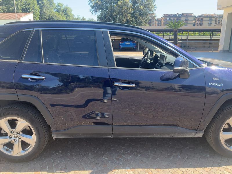 Toyota RAV 4 2.5 Hybrid 4x4 Lounge 2021 – снимка 10