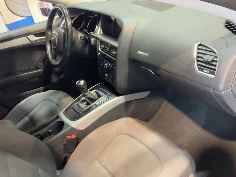 Audi A5 Sportback 2.0 TDI 2011 – снимка 17