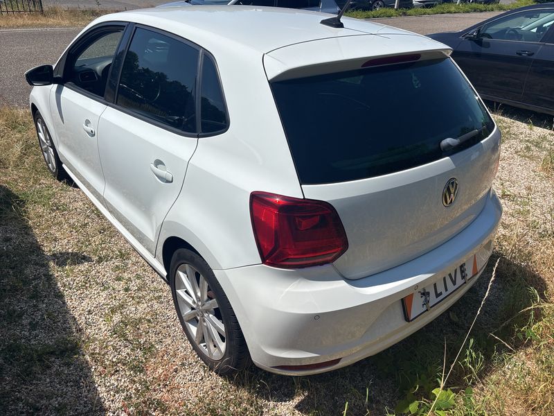 Volkswagen Polo 1.4 TDI Comfortline BlueMotion Tech 2015 – снимка 3