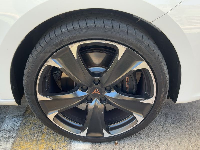 Cupra Leon 1.4 e-HYBRID 2021 – снимка 11