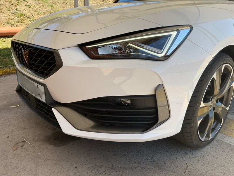 Cupra Leon 1.4 e-HYBRID 2021 – снимка 23