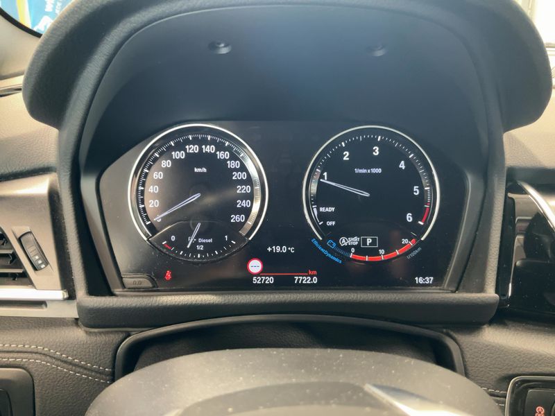BMW 2er 220d Gran Tourer xDrive Sport Line 2022 – снимка 18