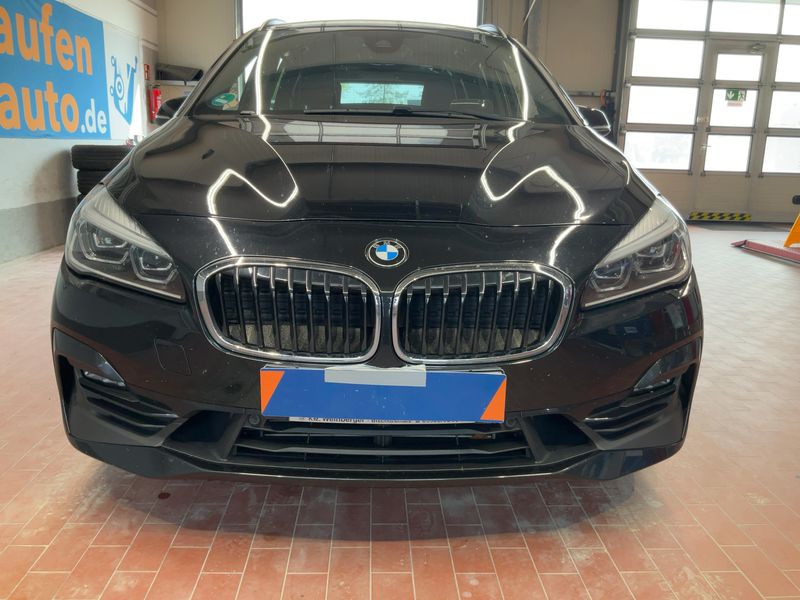 BMW 2er 220d Gran Tourer xDrive Sport Line 2022 – снимка 14