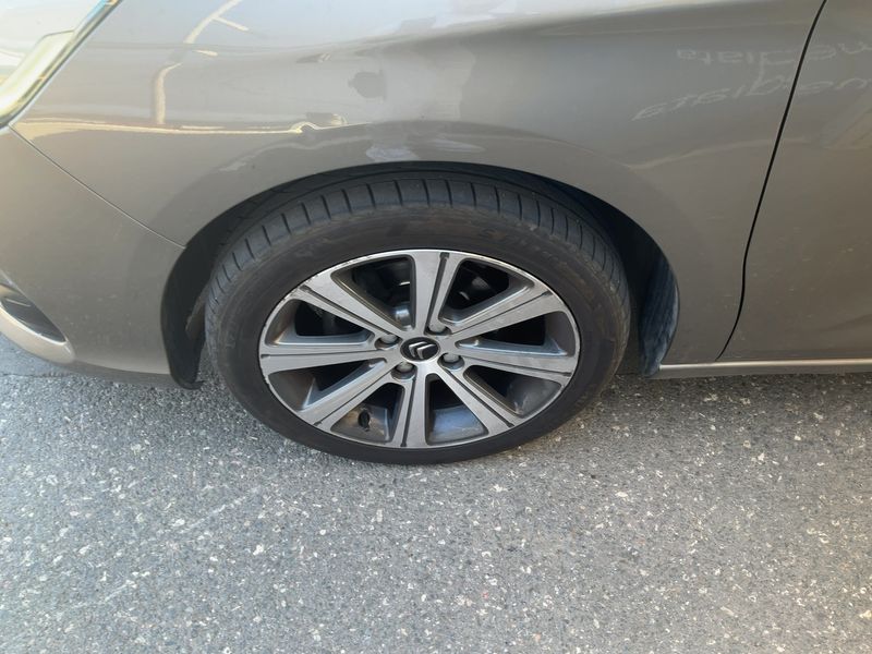 Citroen C4 1.6 Blue-HDi Feel Edition 2016 – снимка 3