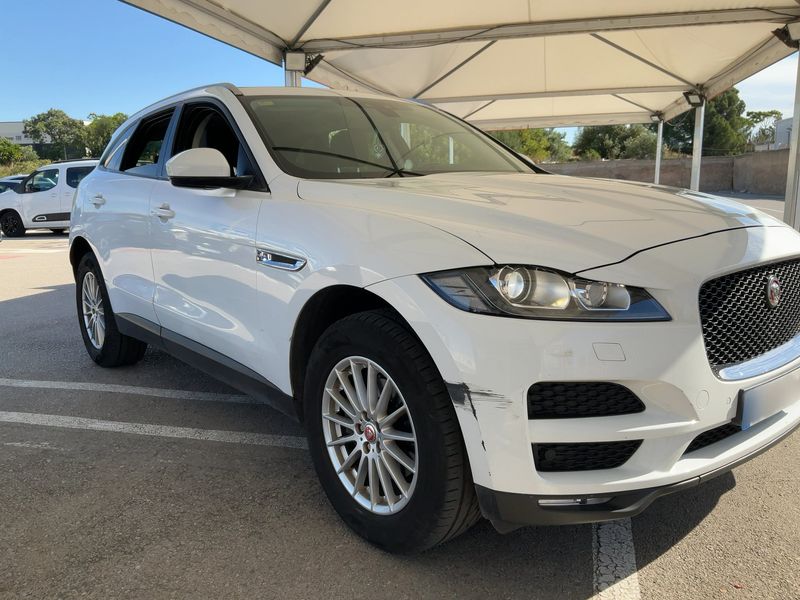 Jaguar F-Pace 20d Pure AWD 2016 – снимка 12