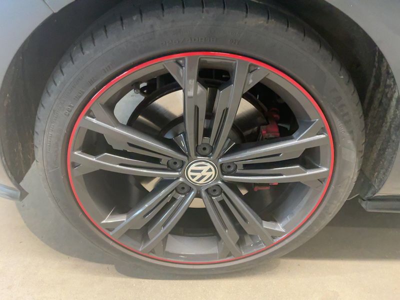 Volkswagen Golf VII 2.0 TSI GTI Performance BlueMotion Tech 2017 – снимка 9