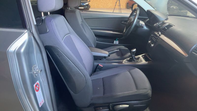BMW 1er 118d 2010 – снимка 16