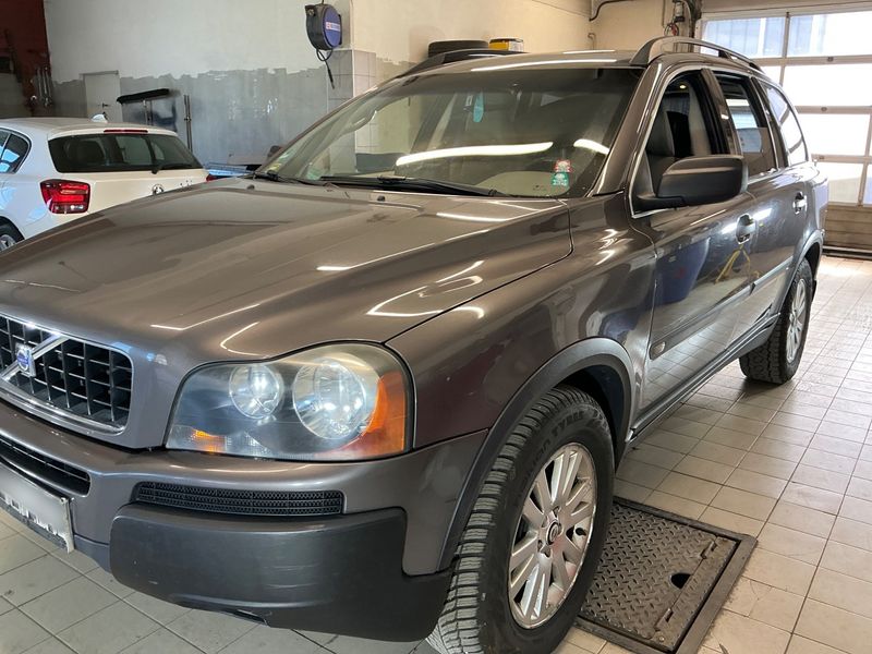 Volvo XC90 2.4 D5 Kinetic 2005 – снимка 1