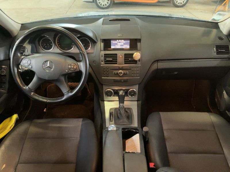 Mercedes-Benz C-Klasse C 220 CDI BlueEfficiency Avantgarde 2010 – снимка 17