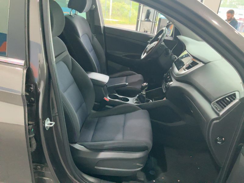 Hyundai Tucson 2.0 CRDi Style 4WD 2016 – снимка 16