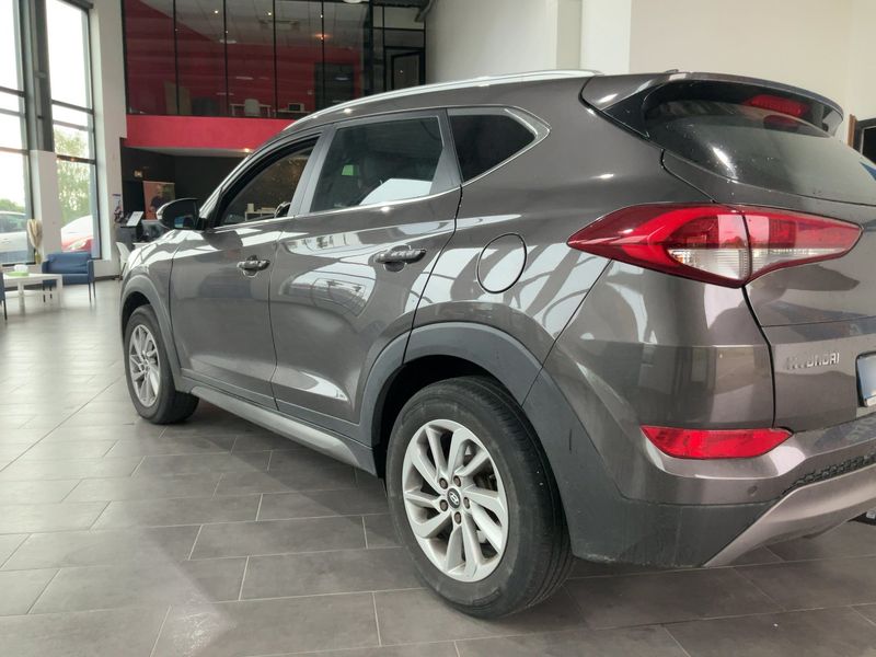 Hyundai Tucson 2.0 CRDi Style 4WD 2016 – снимка 6