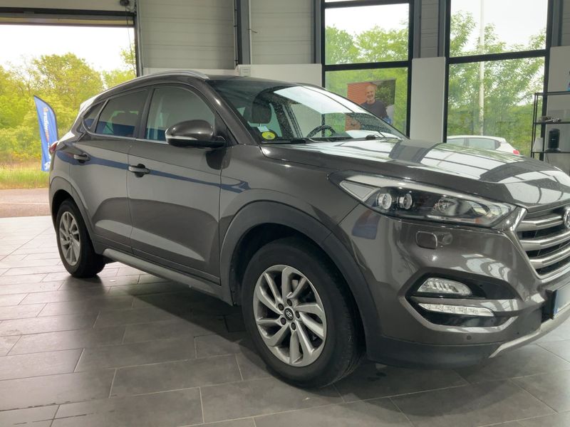 Hyundai Tucson 2.0 CRDi Style 4WD 2016 – снимка 12