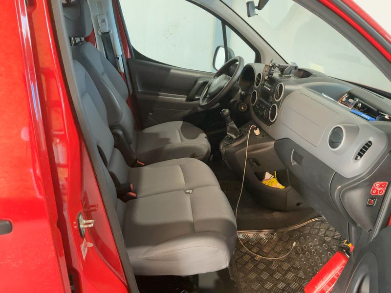Citroen Berlingo 1.6 HDi Niveau B L1 2012 – снимка 16