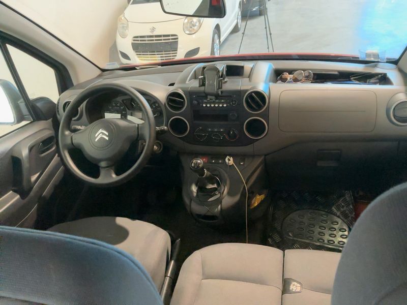 Citroen Berlingo 1.6 HDi Niveau B L1 2012 – снимка 17
