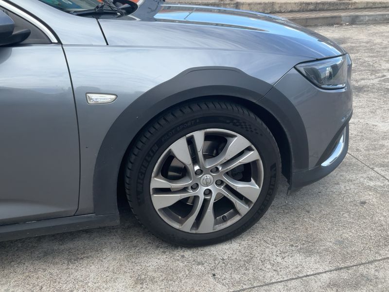 Opel Insignia Country Tourer 1.6 SIDI Turbo 2019 – снимка 11