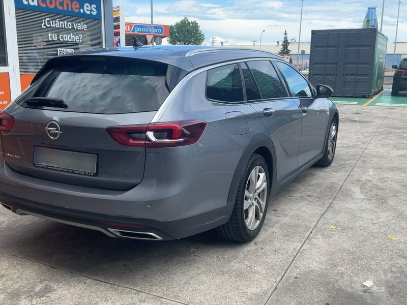 Opel Insignia Country Tourer 1.6 SIDI Turbo 2019 – снимка 8