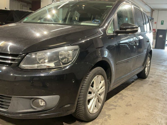 Volkswagen Touran 1.6 TDI Style BlueMotion Tech 2012 – снимка 2