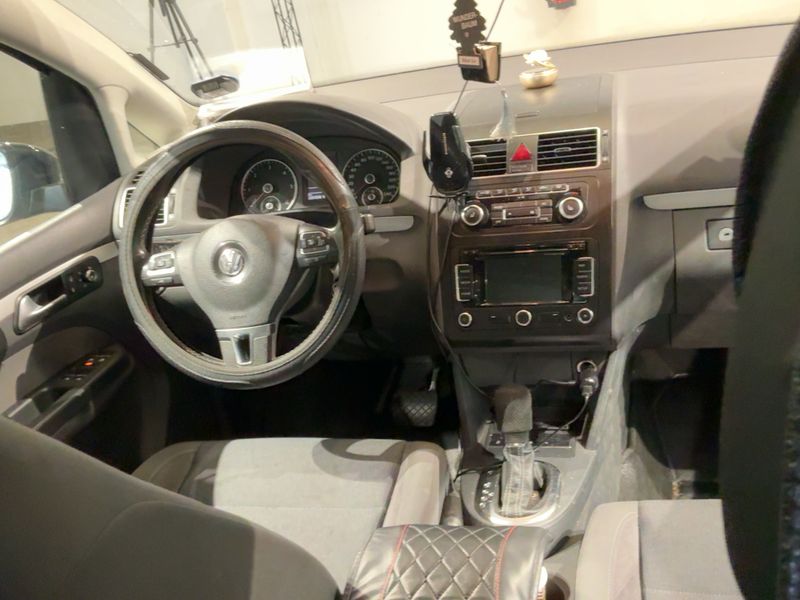 Volkswagen Touran 1.6 TDI Style BlueMotion Tech 2012 – снимка 17