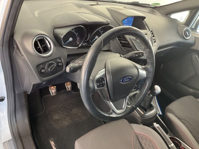 Ford Fiesta 1.0 EcoBoost ST-Line 2017 – снимка 25