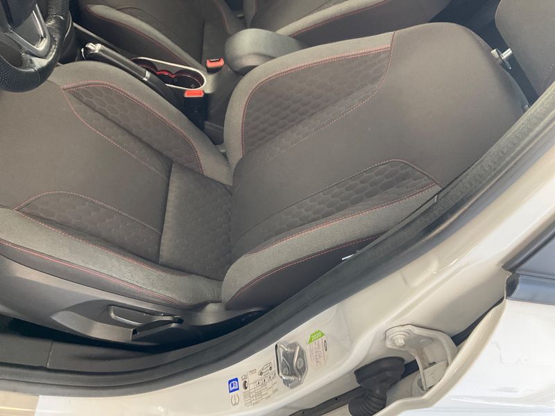 Ford Fiesta 1.0 EcoBoost ST-Line 2017 – снимка 26